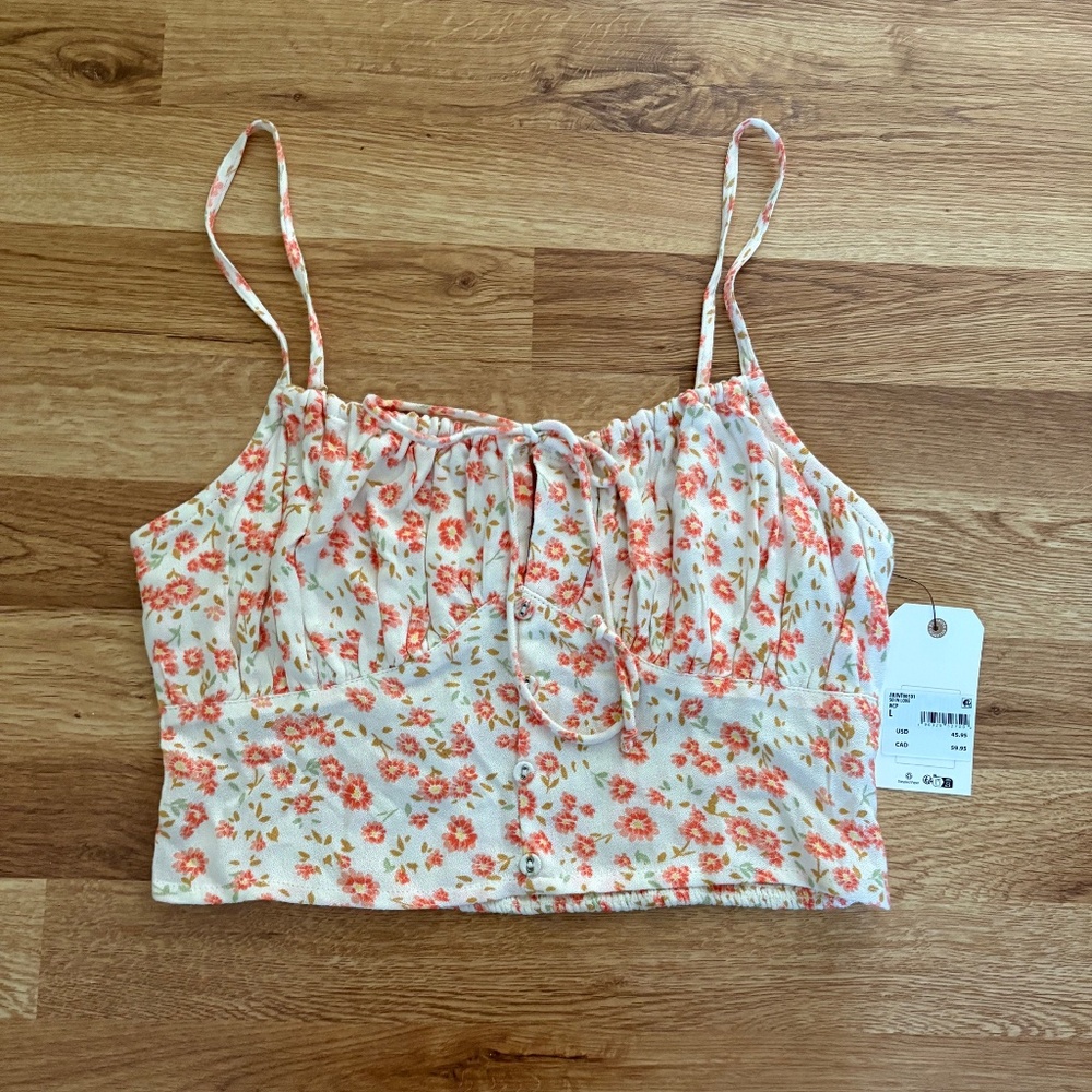 NWT Billabong Women’s So In Love Crop Top